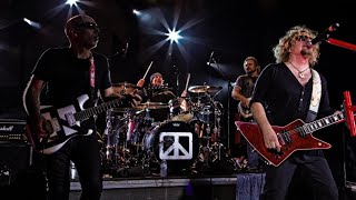 Avenida Revolution - Chickenfoot Live @ Halifax Rockfest 2009