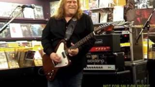 Gov't Mule - Steppin' Lightly (LIVE)