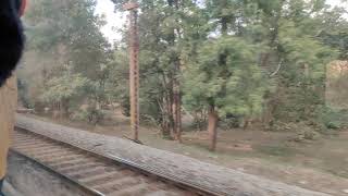 12130 Howrah Pune Azad Hind crosses Lokmanya Tilak Terminus Hatia Superfast near Rajnandgaon