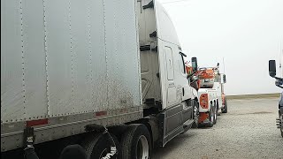 Load Recovery: Truck and Trailer Swap, Truck Towed