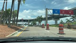 Tampa International Airport - Short Term Parking Drive - Entrance and Exit