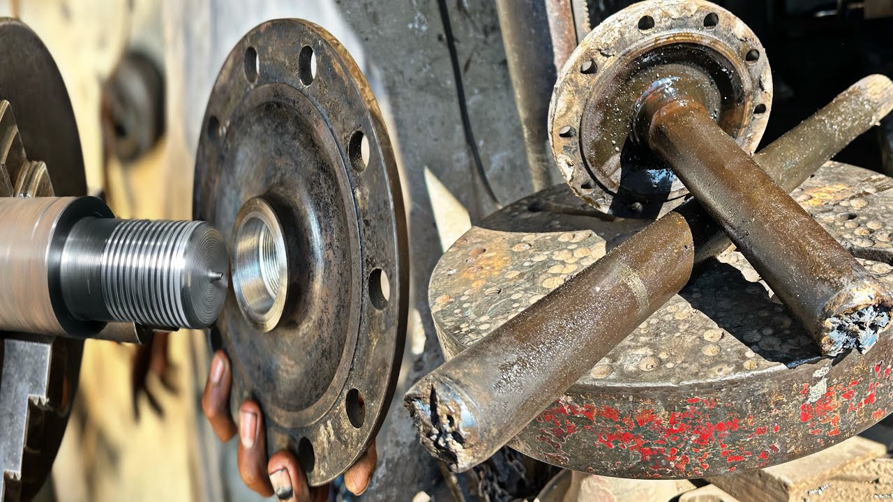 An Thread Method Using For Repairing To Broken Truck Axle Which Is Very ...