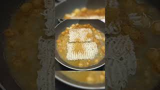 trending 😳😱ବିନା cheese 🧀 ରେ cheesy Maggi/ trending cheese Maggi without cheese