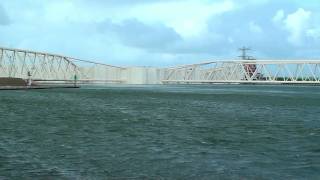 Stormvloedkering, storm surge barrier, Maeslantkering