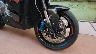 bmw m1000xr with galfer wave rotors plus weight differences