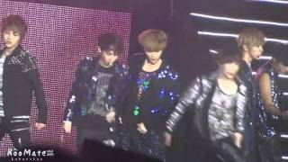 [fancam] 121028 EXO-M Angel [LUHAN FOCUS] @ Yangtze River Music Festival