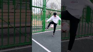 Ո՞ր մեկն էր ավելի լավը😊🖤|1թե՞2|#footballfreestyle #trickshots #shorts #davfreestyle