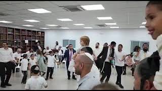 הקלידן אלחנן בידני עם הזמר המוכשר משה מורי בשמחת בית השואבה @להזמנות:0539841953