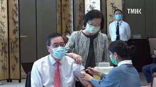 20201028 立法會主席梁君彥及衆議員接種季節性流感疫苗