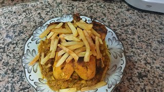 نشارك معاكم غذانا دجاجة محمرة فالفران بطريقة سهلة والمذاق ياسلام 😋😋grilled chicken in a morrocan way