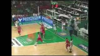 DEE BROWN WITH AIR AVELLINO