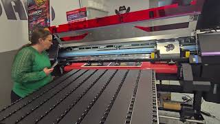 Mimaki UJ330 H-160 Full bleed on metal max.