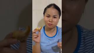 កំពឹសនឹងនំប័ុងបំពងម្សៅ Shrimp and fried bread