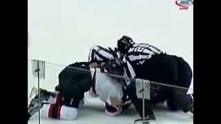 Hockeyfighters.cz  Richard Clune vs Dan Kelly.wmv