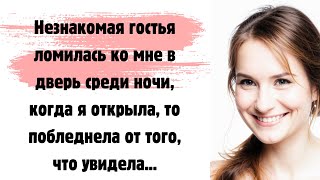 🎁 Незнакомая гостья ломилась ко мне в дверь среди ночи, когда я открыла, то побледнела от того...