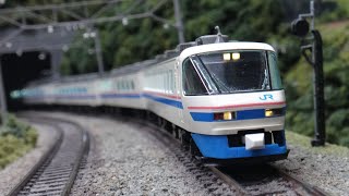 特急 スーパー雷鳥［ＪＲ］【鉄道模型・railway model】