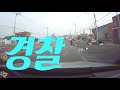 도로에 쏟아진 우유갑 치우는 성주 시민들 ‘훈훈’