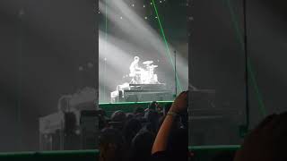 Panic! At The Disco- Brenden Urie Miss Jackson Drum solo (Live at the O2 Arena 29.3.19)