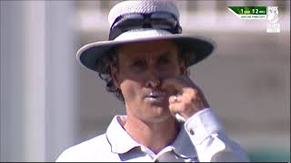Cricket Umpires - Out, oops not out