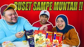 MAKAN DURIAN PAKE TELUR ASIN !! SNACK THAILAND !!