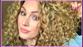 CLARIFYING CURLY HAIR 101 - EVERYTHING YOU NEED TO KNOW | THE GLAM BELLE