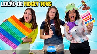 LEILÃO DE FIDGET TOYS | FIDGET TOYS CHALLENGE com Carol Teixeira e Lari *cenas inéditas