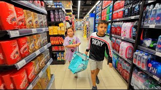 Dad's Shopping List: Yahya and Aliya Choose Kindness Over Things!