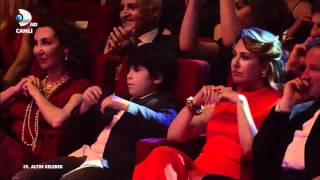 Sarp Apak & İrem Sak & Öner Erkan Fesupanallah Altın Kelebek 11 06 12 Astronot