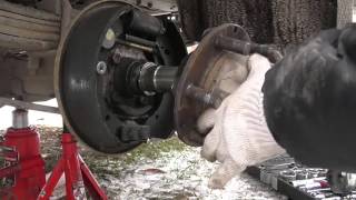 Replacing the brake shield part 1