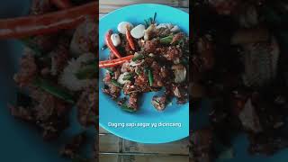 BUKAN KANIBAL || DAGING SAPI MENTAH || LANGSUNG DI MAKAN