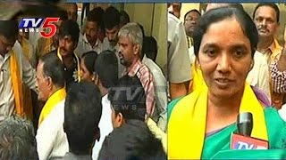 TDP Flag Will Be Hoist In GHMC Office | Paritala Sunitha GHMC Poll Campaign | TV5 News