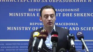 МОН набави уште 20 интерактивни табли за училиштата - ТВ НОВА 27.05.2016