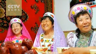 Inter-ethnic marriages become common in Xinjiang