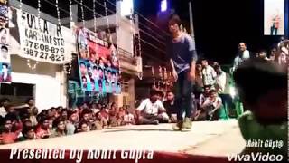 Tiger shroff shocked after watching this fan dance on his song😱