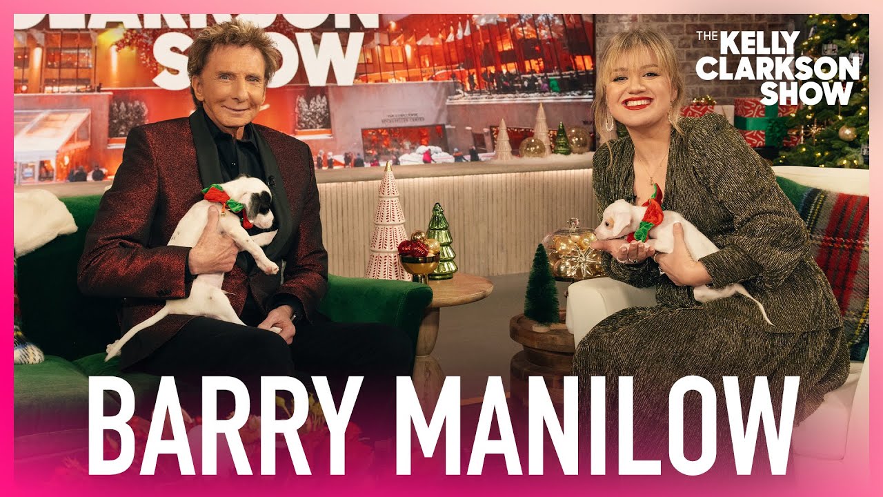 Kelly Clarkson Surprises Barry Manilow With Puppies For Christmas - YouTube