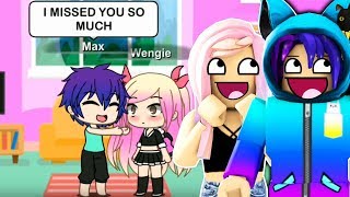 Maxmello And Wengie Play Roblox