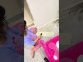 😂 لما تترك الأطفال 5 دقايق لحالهم! اللي صار بالفيديو ما رح تتوقعوه 🤣
