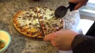How to cut pizza into 8 pieces