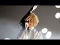 Sia Accidentally EXPOSES Face During Concert