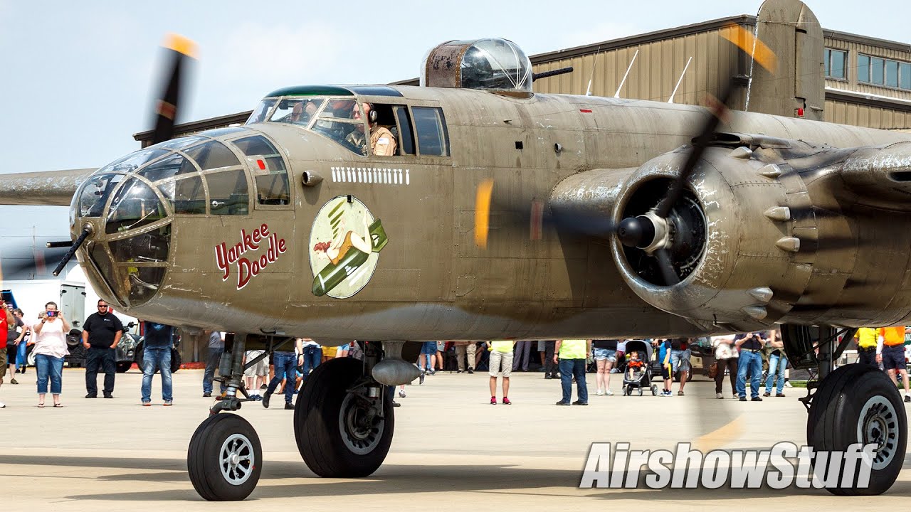 B-17 And B-25 Flybys - TBM Avenger Reunion 2022 - YouTube