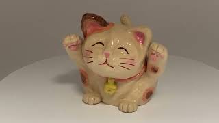 森町、創作陶芸工房アートファームの陶芸教室生徒作品「招き猫」