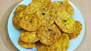 Rice Flour Crackers 👌😋పప్పుచెక్కలకి పిండిని ఇలా కలిపితే చెక్కలు కరకరలాడుతూ క్రిస్పీగా వస్తాయి