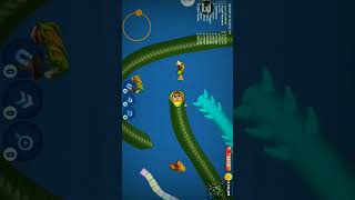 worms zone magic trap for giant snake #shorts #trending #viral #wormszone #wormszoneio #worms