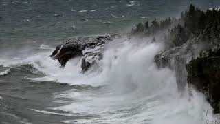 Massive Waves on Lake Superior
