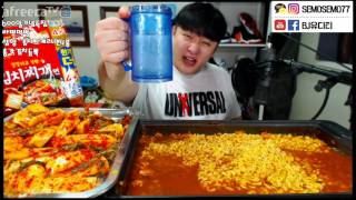 BJ유디티 600일기념 초특급 호화먹방 (삼양 김치찌개라면4봉+총각김치) 아프리카TV먹방