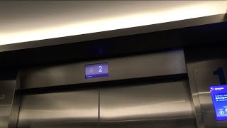 【海外のエレベーターも投稿】シンガポール チャンギ国際空港第2ターミナルのエレベーター Elevator at Changi International Airport Terminal 2・15号機