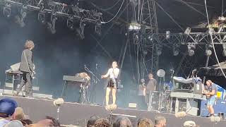 Jehnny Beth - Closer (Nine Inch Nails Cover) [Rock en Seine Festival 26/8/2022 - Short]