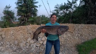 FIZEMOS MAIS UM VIDEO SALVANDO OS PEIXES  E OLHA O QUANTOS DE TRAIRÃO QUE SALVAMOS