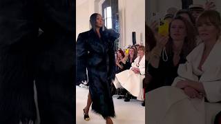 Naomi Campbell Walks Schiaparelli Ss23 Fashion Show #shorts #naomicampbell #schiaparelli #ss23