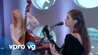 Vera Sola - Small Minds (livesession @Le Guess Who? 2018)